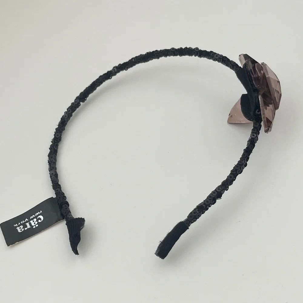 5003. Cära New York Chic Black Headband with Gem Accents